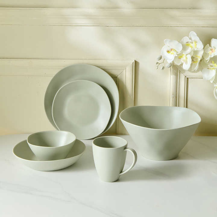 Tableware Set For Restaurants